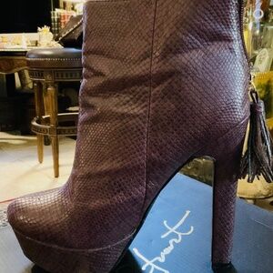 NEW ! Victoria's Secret Colin Stuart Oxblood Stiletto Platform Ankle Boots 8.5